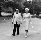 051Image13.jpg (26kb)